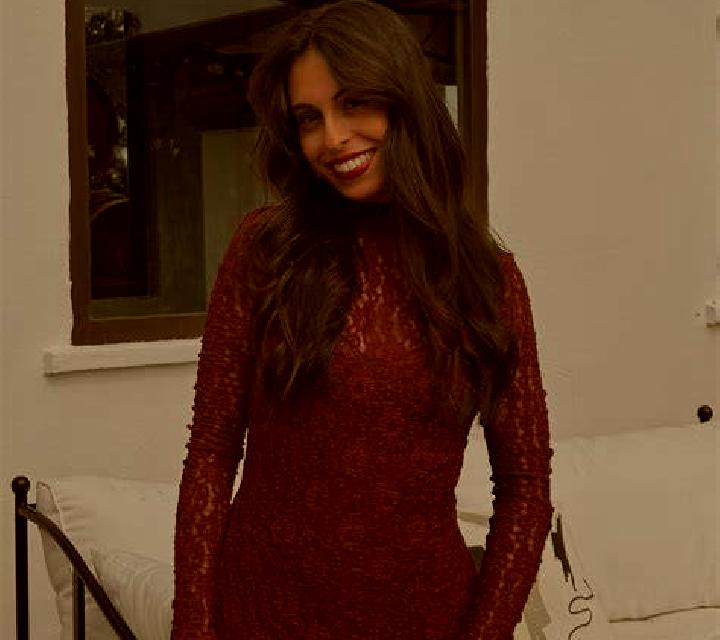 Abril 3 Alique escort