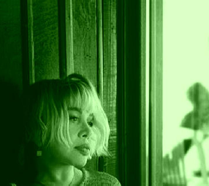 Abril Almaluez escort