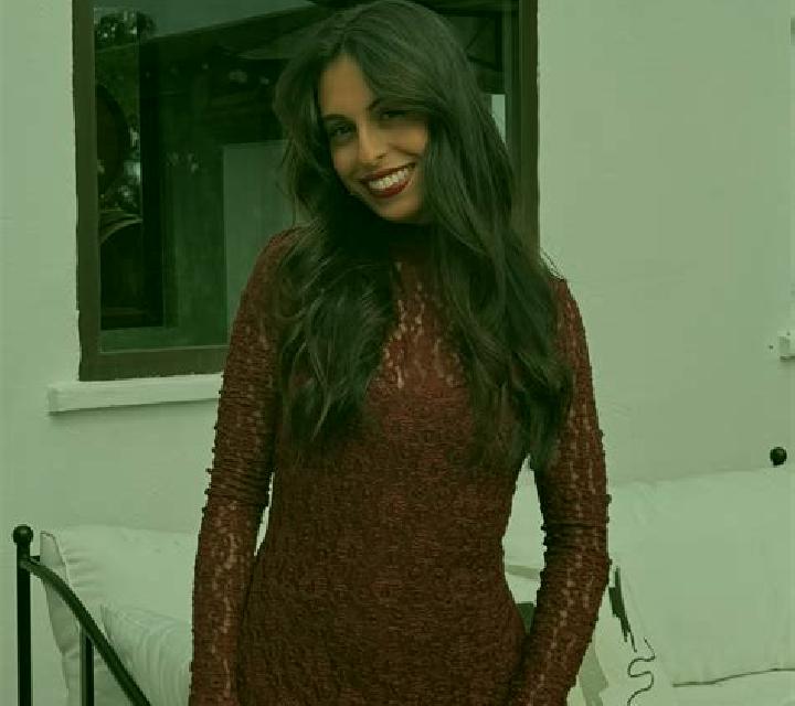 Abril Goni escort