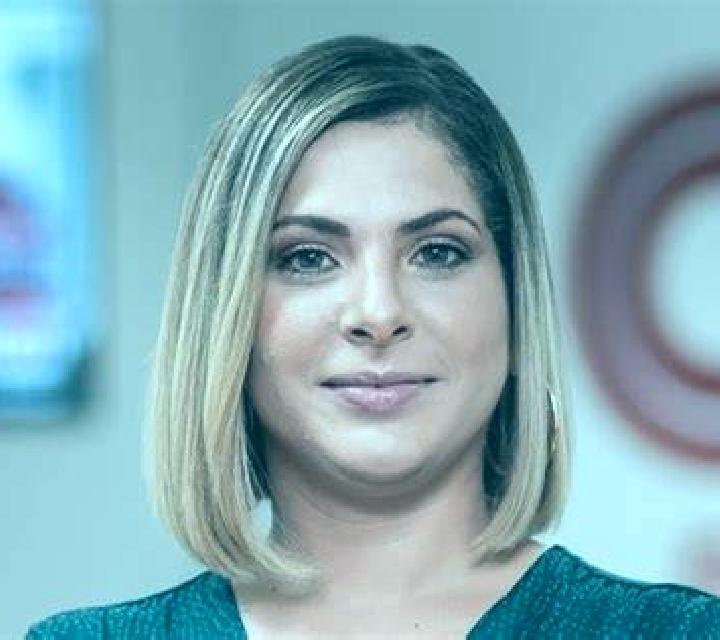 Abril Pardos escort