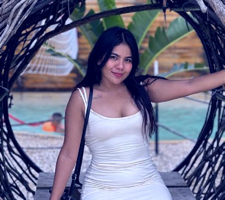 Adriana 2 Galvez escort