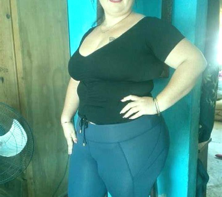 Adriana 2 Toses escort
