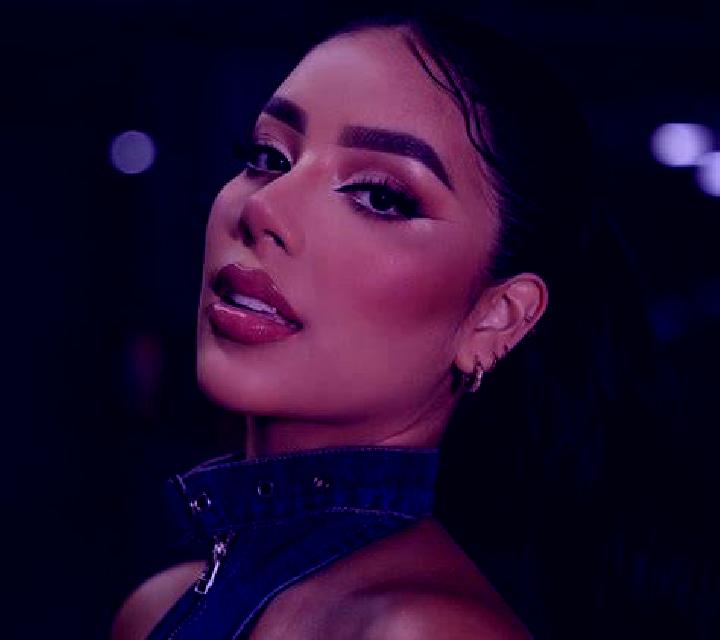 Adriana Alpedrete escort