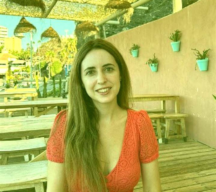 Adriana Porqueira escort