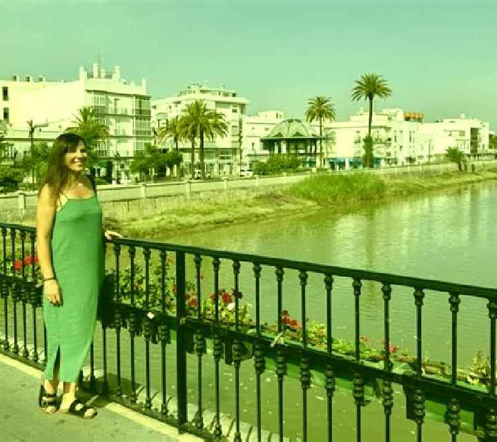 Adriana Valverde del Fresno escort