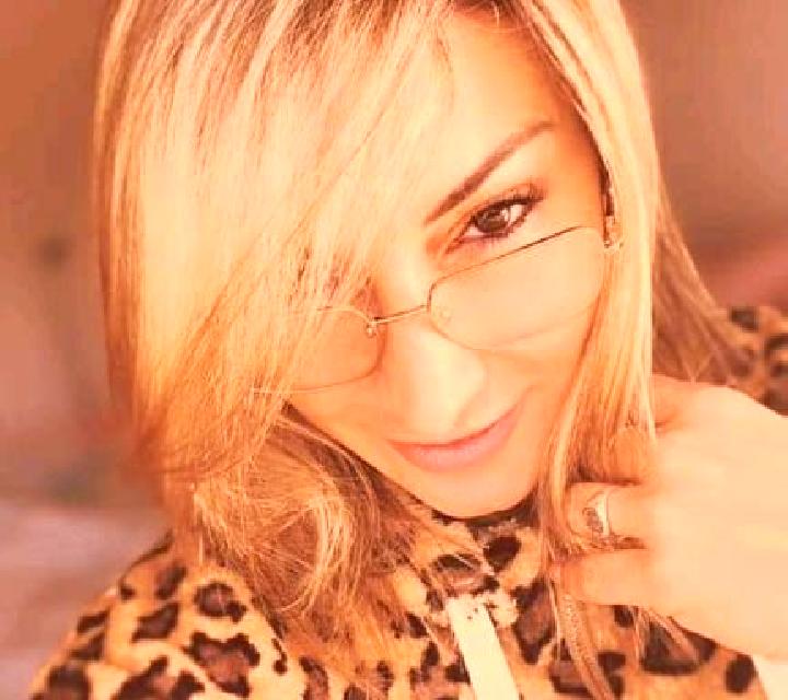 Alejandra Falset escort