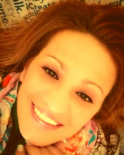 Amanda Mahora escort