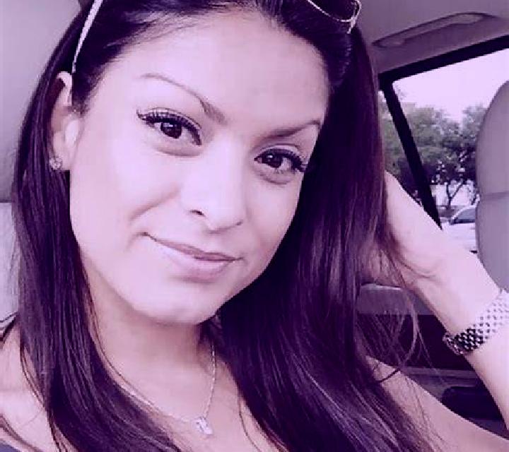 Andrea Alfambra escort