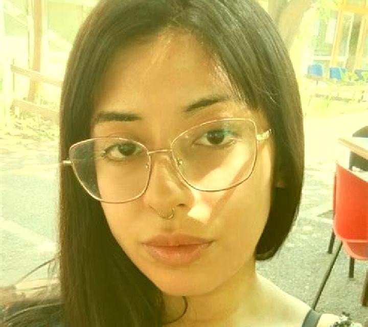 Andrea Cucalon escort