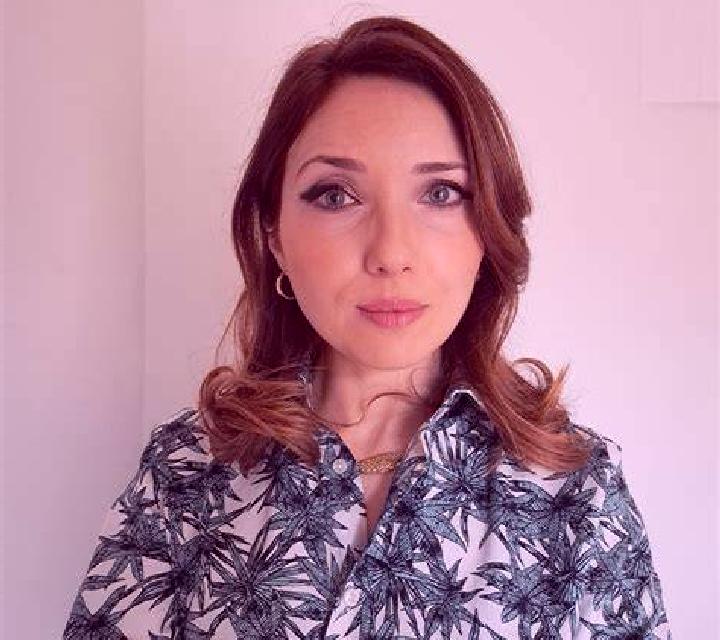 Andrea La Mata escort