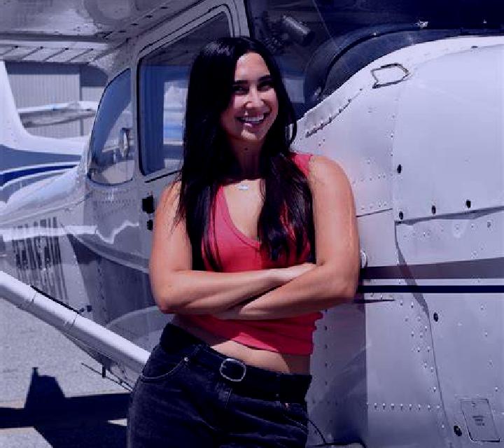 Andrea Palomar de Arroyos escort