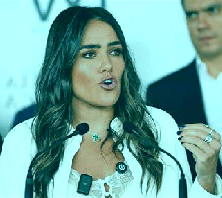 Aurora Hoz de Jaca escort