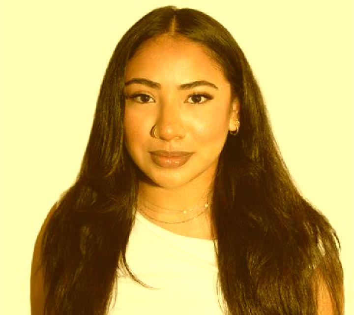 Aurora Illas escort