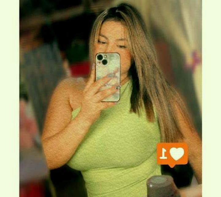 Camila Frades escort