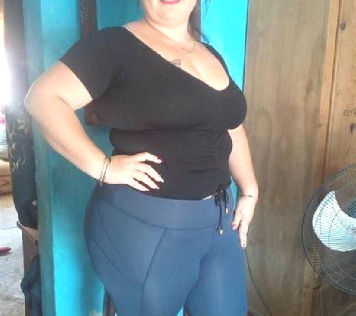 Camila Zeanuri escort