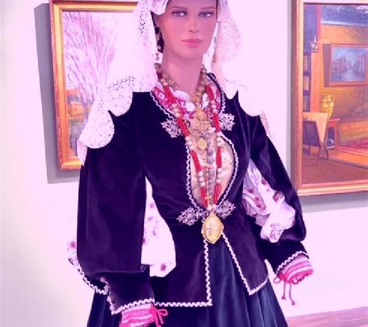 Diana 2 Almenar escort