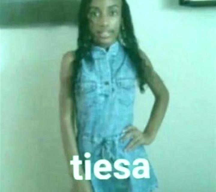 Elena 3 Leon escort