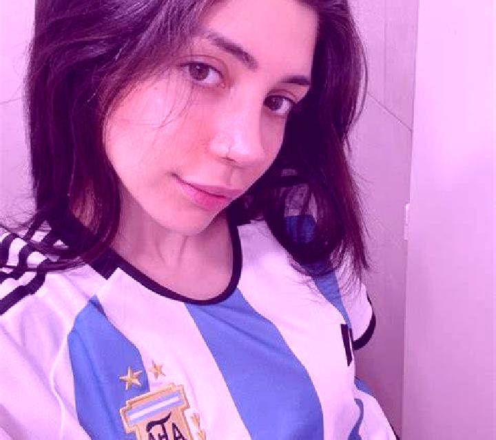 Elena Checa escort