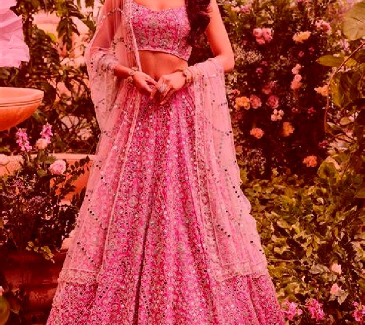 Gabriela Puebla de Alborton escort