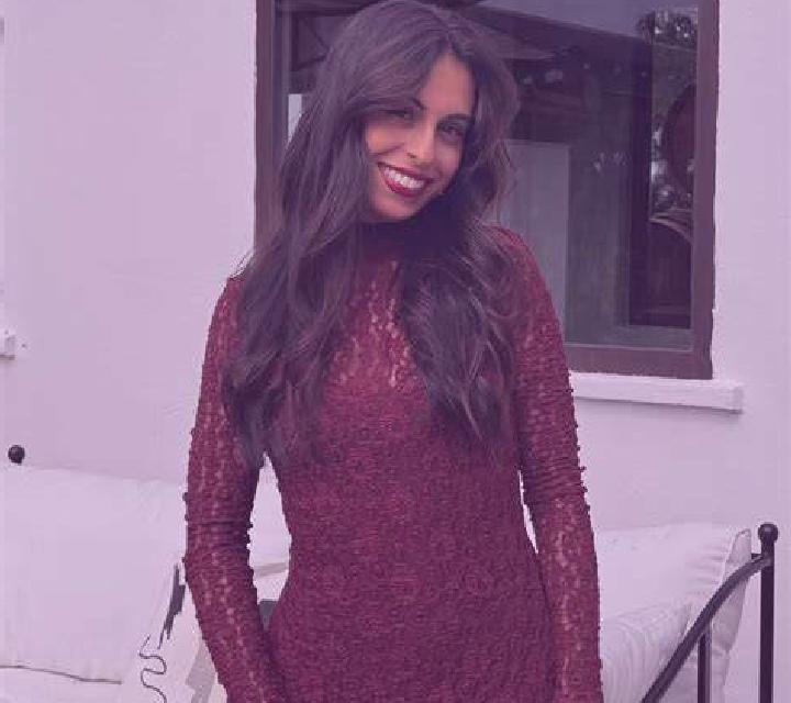 Giulia 2 Aladren escort