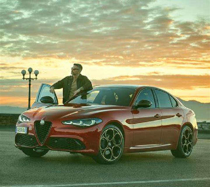 Giulia 2 Frescano escort