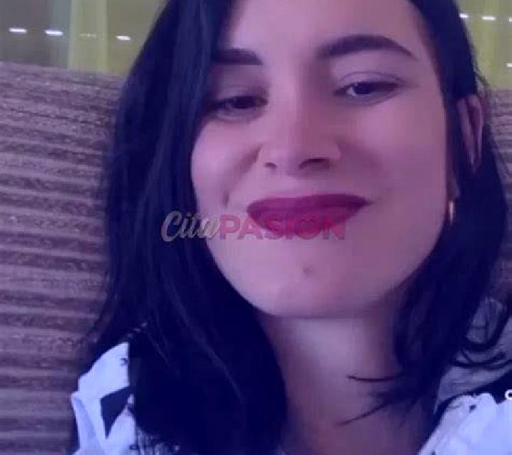Giulia 3 Valhermoso escort