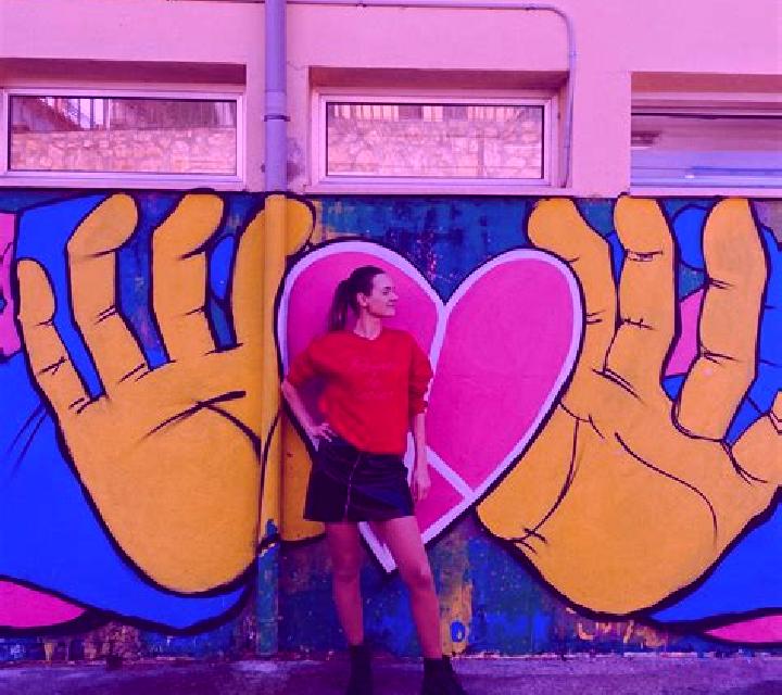 Giulia Roturas escort