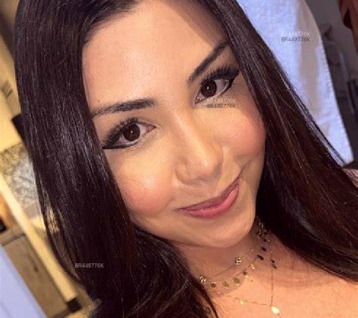 Isabela Macher escort