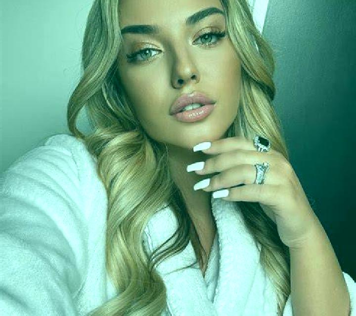 Isabela Villanueva del Campo escort