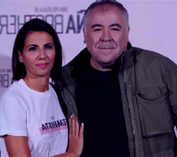Isabella 2 Capilla escort