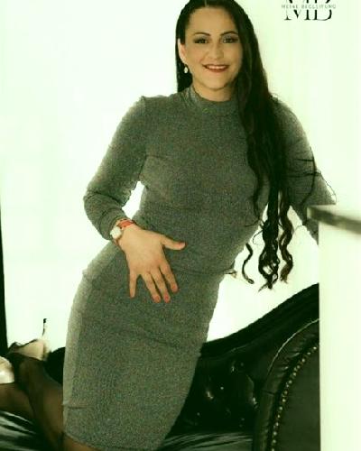 Isabella 3 Saelices escort