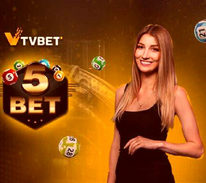 Jade 3 Destriana escort