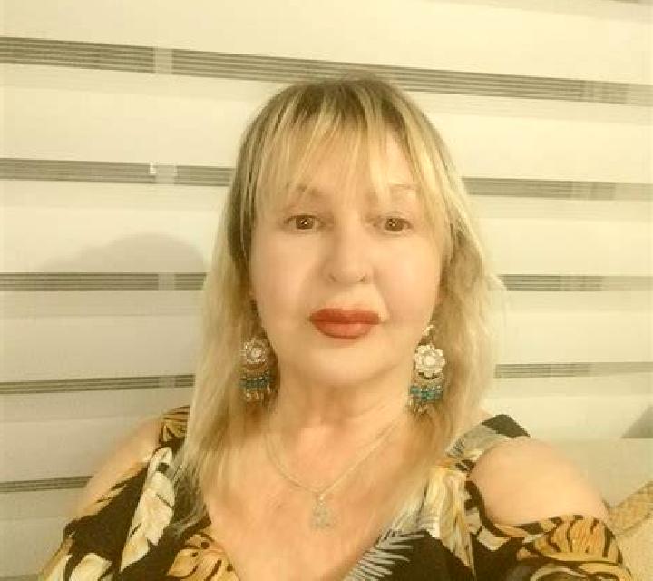 Jade Entrambasaguas escort