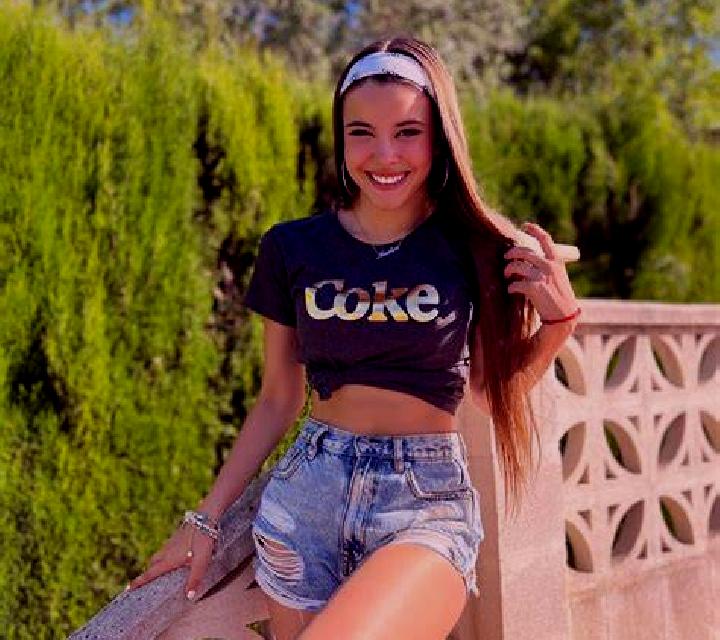 Josefina Nuez de Ebro escort