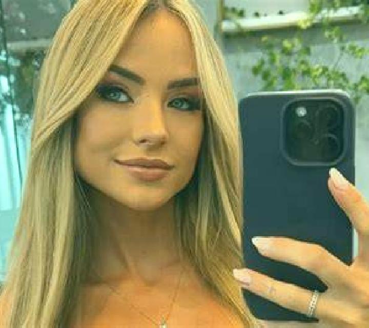 Julia 2 Espadilla escort