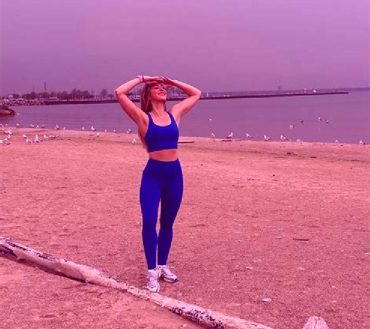 Julia 2 Velilla de Ebro escort