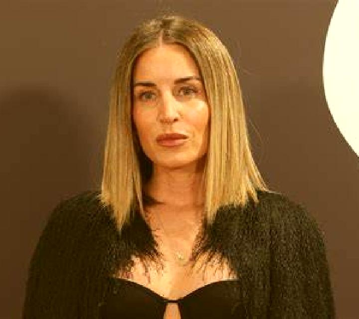 Julia 3 Salar escort