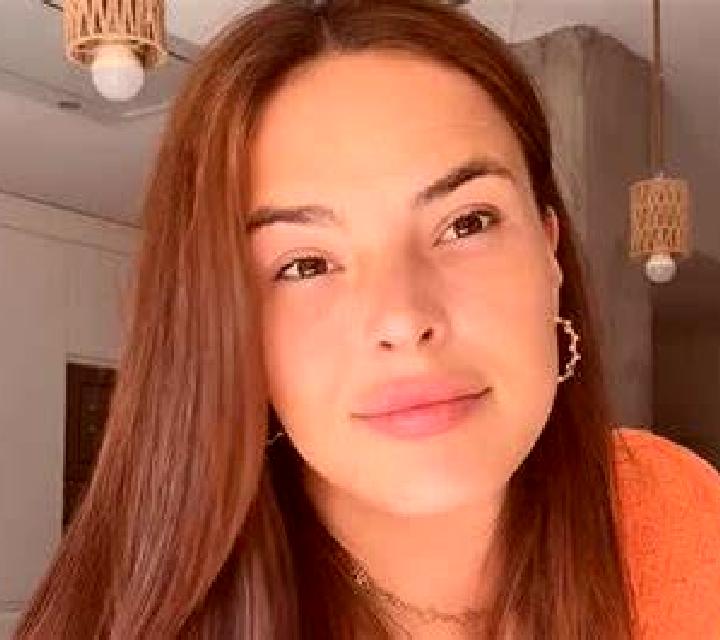 Julia Bobadilla escort