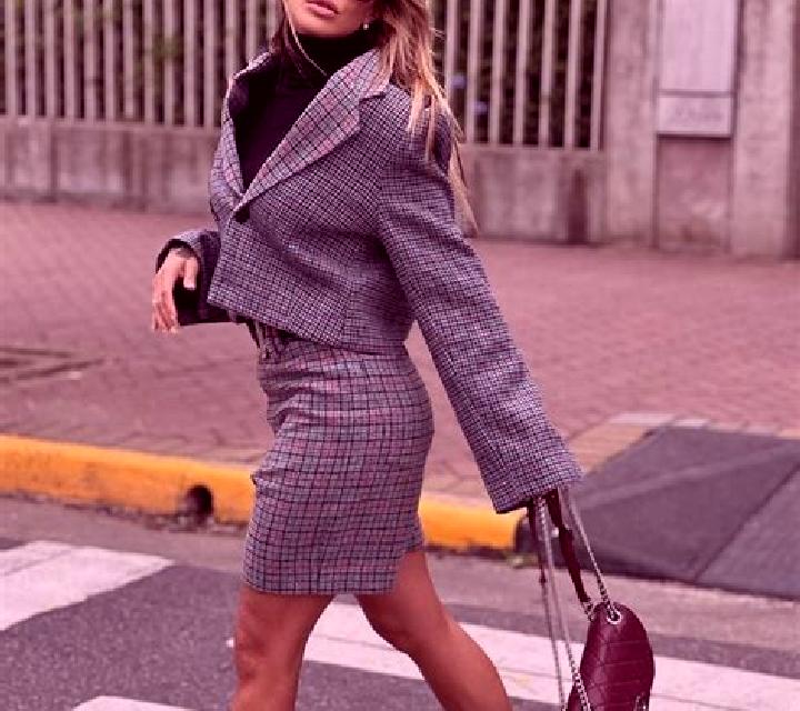 Julia Madronera escort