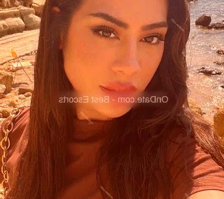 Laia 3 Puebla de Guzman escort