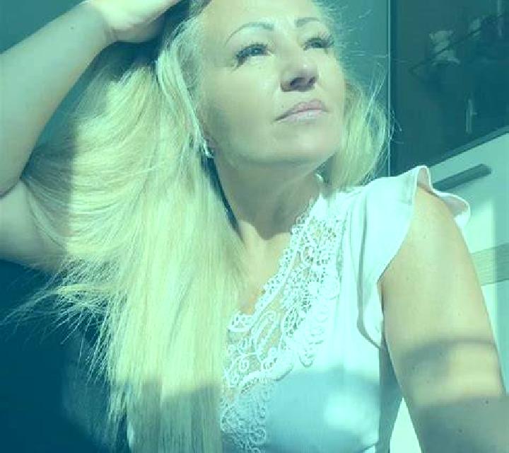 Laia 3 Villalpardo escort
