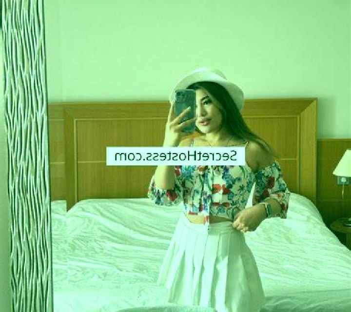 Lola 3 Casas de Don Antonio escort