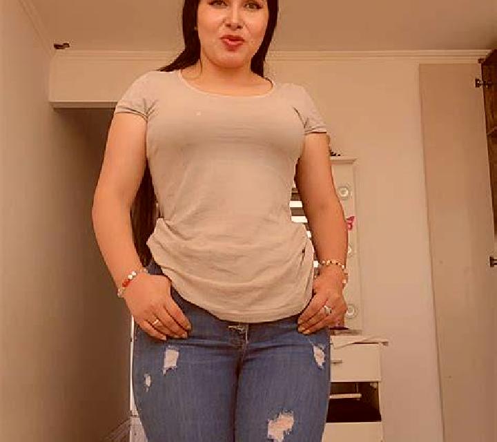 Lucía 3 Vecinos escort