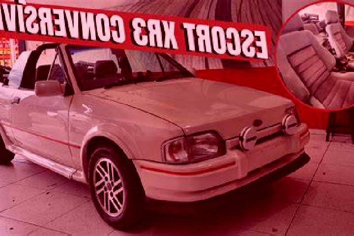 Luna 3 Carino escort