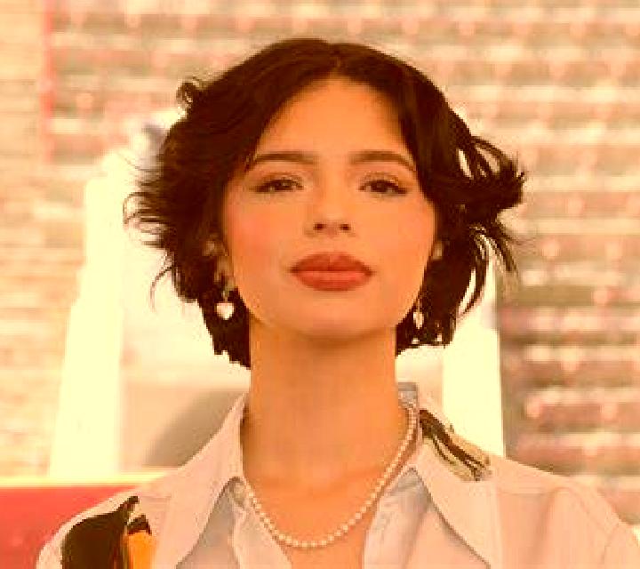 Luna 3 Jubrique escort