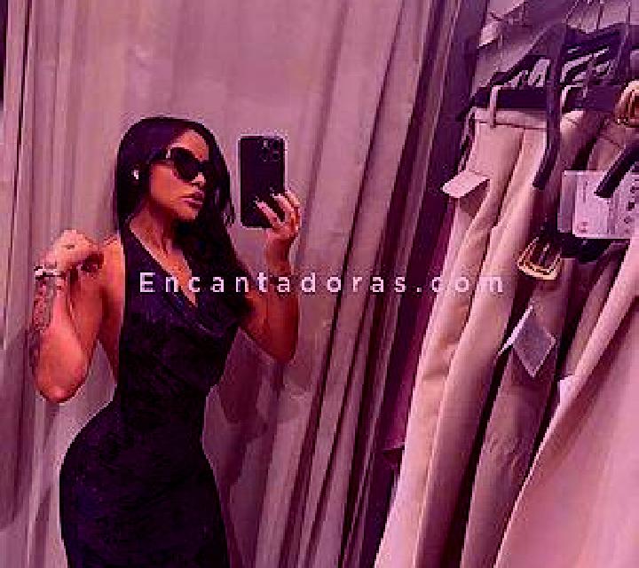 Manuela Bayarque escort