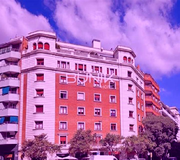 María 3 Carrocera escort