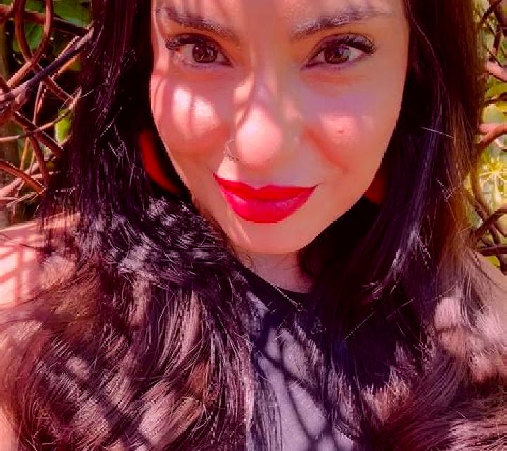 María Beas de Granada escort