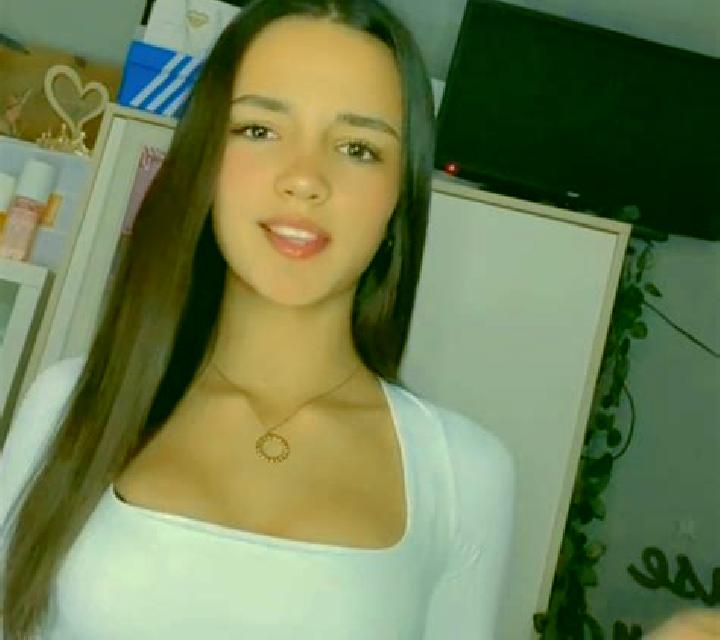 María Berninches escort