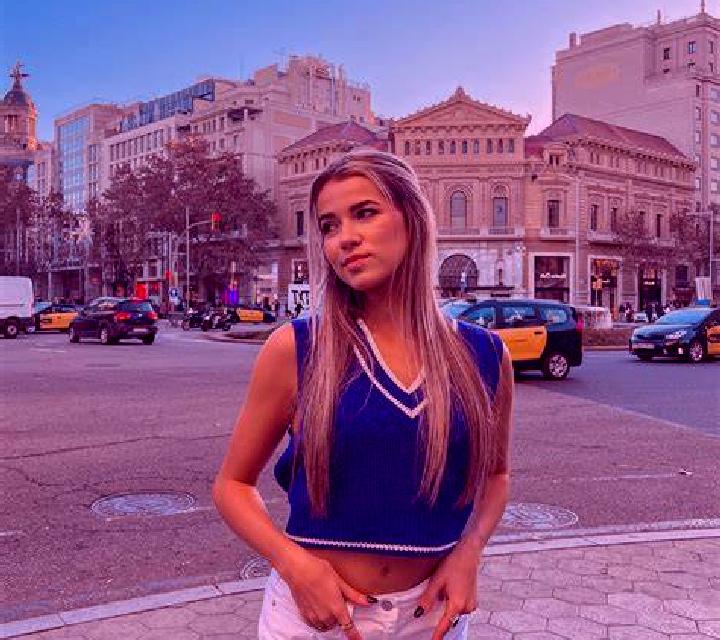 Marta 3 Bicorp escort